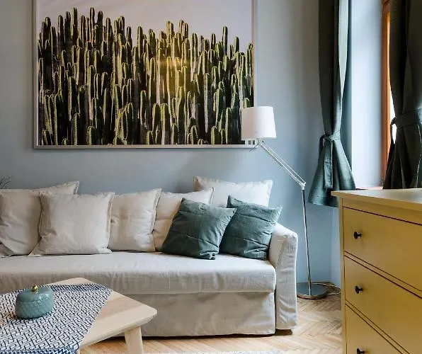 Kl32 In Jewish Quarter. *